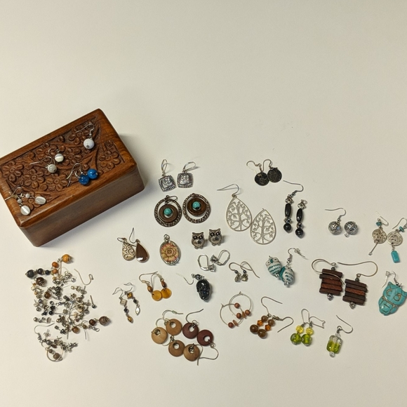 Jewelry - Mixed lot of jewelry parts! Make your own